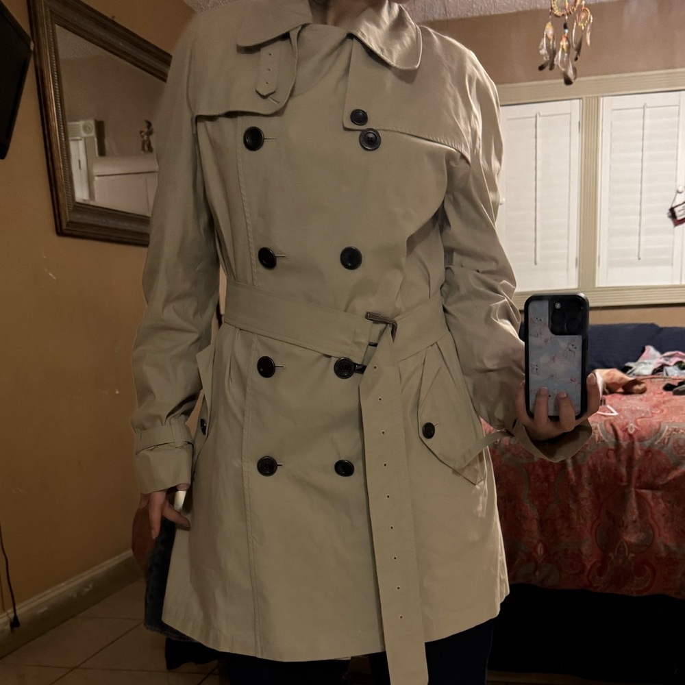 Burberry Khaki Coat with Black Button